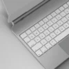 Uniq venno pro magnetic smart keyboard 2