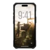 UAG iPhone 17 Pro Max Monarch Pro Series Phone Case - Carbon Fiber _ Titanium 3 (1)
